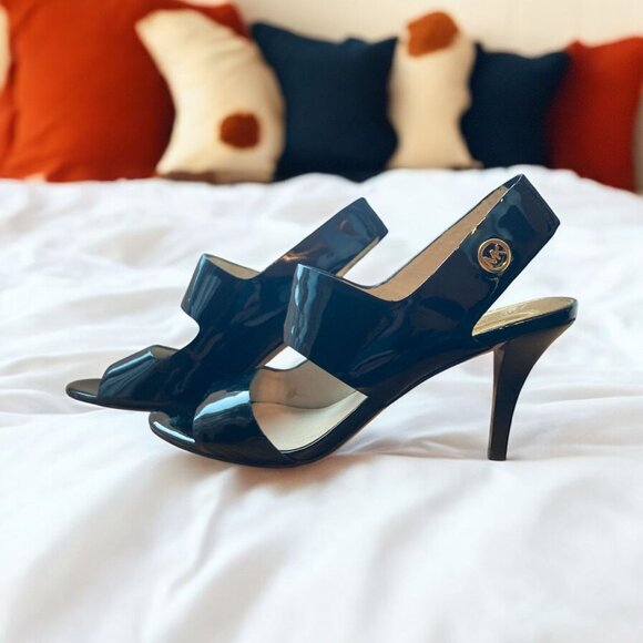 Michael Kors Black Patent Leather Peep Toe Heels Size 8 - Picture 1 of 6